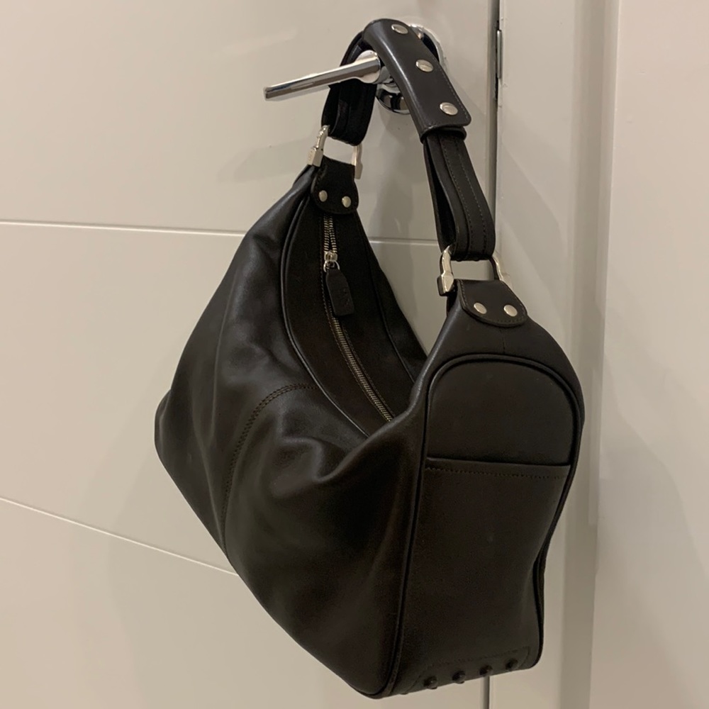 Tod’s Chocolate Brown Leather Shoulder Bag